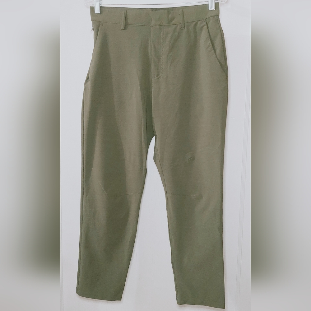 Fabletics The Only Pant (Classic Fit) | Size XS Short